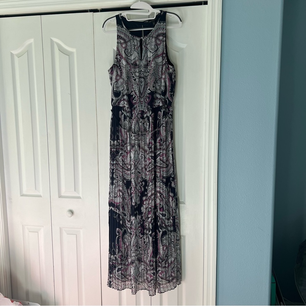 Banana Republic Navy and Purple Paisley Maxi Dress Size 10
